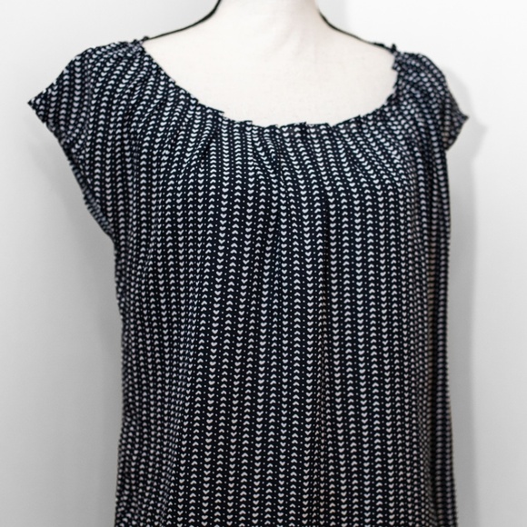 LC Lauren Conrad Tops - Heart Top | Flowy Dressy or Casual Lauren Conrad Blouse | Size Small